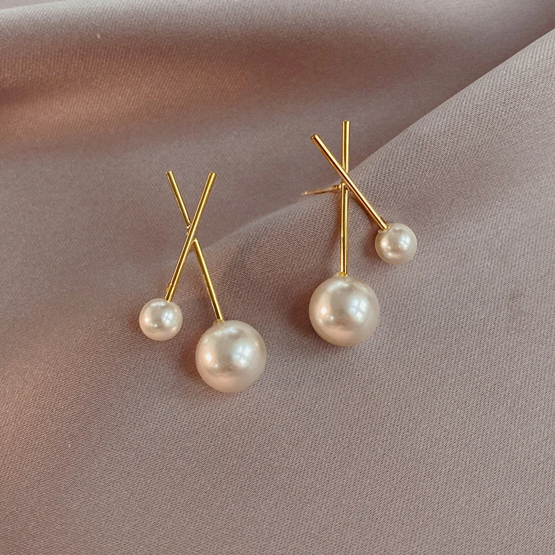 

Trendy Stud Earrings Pearl Simple Design For Women Girls Metal Chain Jewelry Ladies Classic Fashion Gift Wedding Party