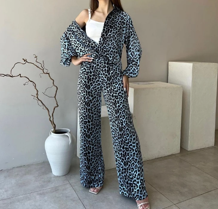 Женский костюм в городском стиле модная рубашка с длинными рукавами и