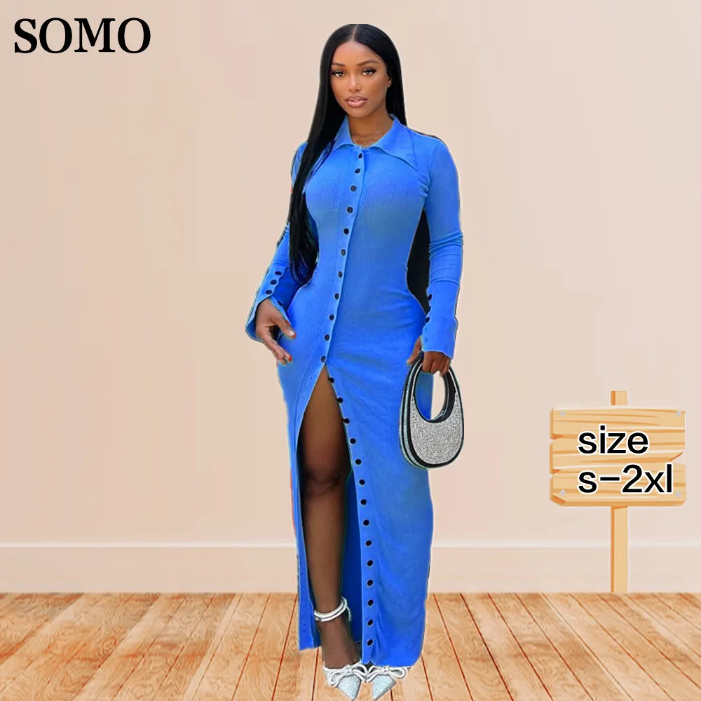 

Женское трикотажное платье в рубчик, на пуговицах