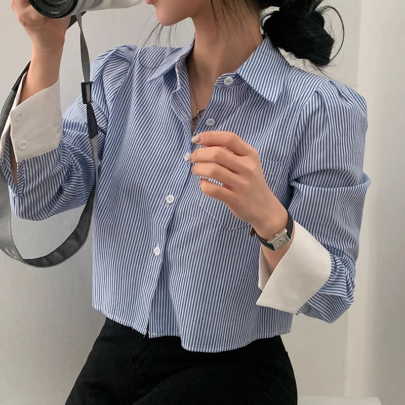 Женские рубашки и блузки в контрастную полоску однобортные с воротником-лапша