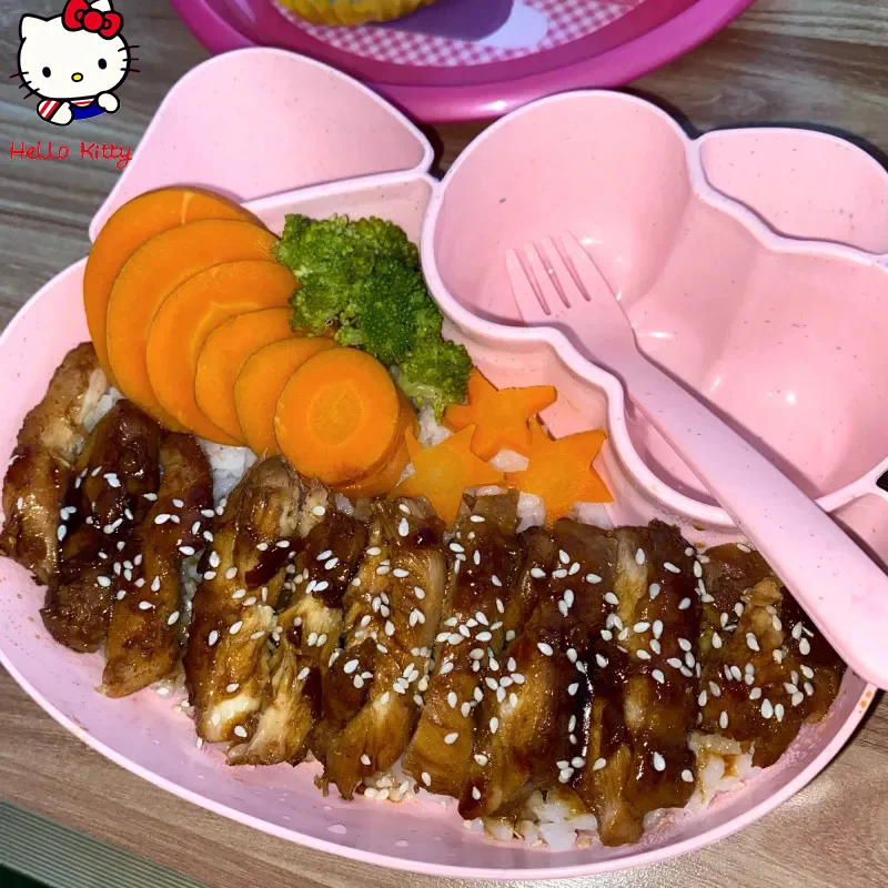 Пластиковая тарелка с мультяшным принтом Hello Kitty 4 шт