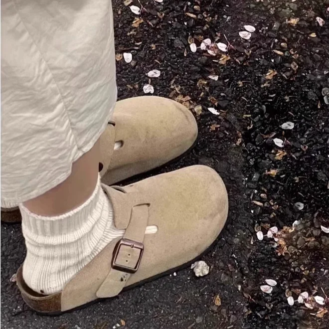 Туфли с закрытым носком низкие женские тапочки на мелкой подошве 202 резиновая