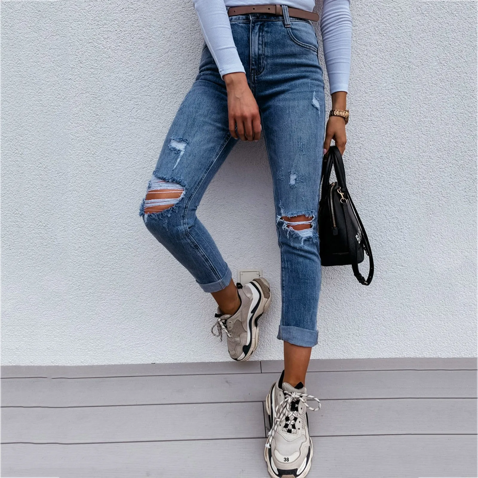 

Casual Ripped Denim Trousers Straight Leg Jeans Curl Pants Frayed Holes Woman Trousers Fashion Personality Pantalones Outfits