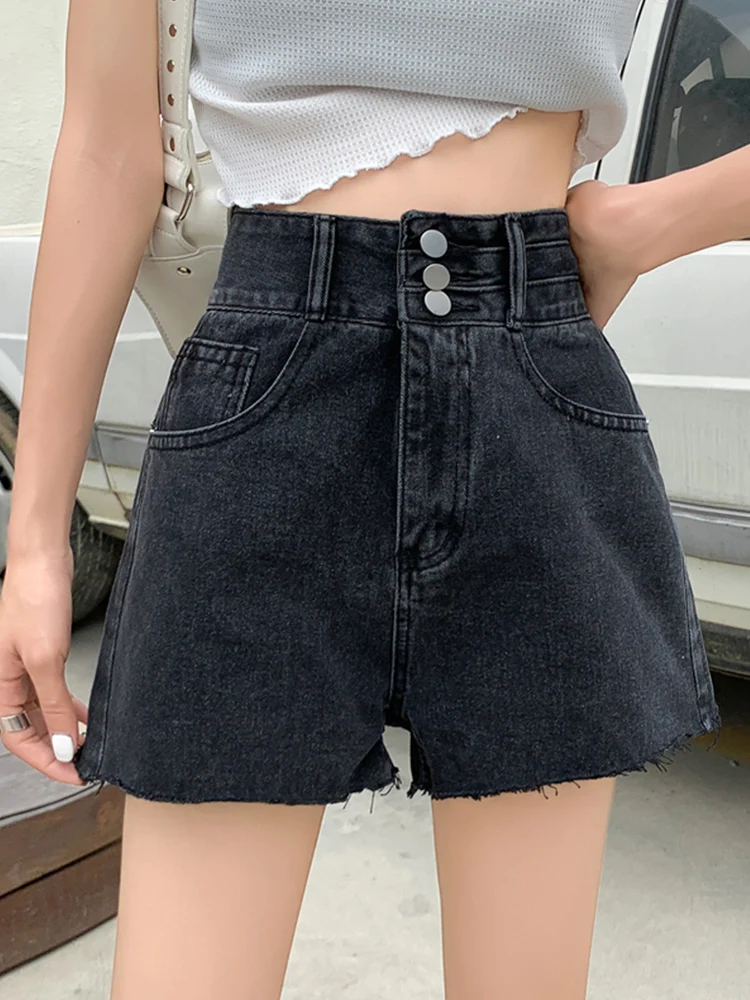 New Streetwear Women High Waist Loose Denim Shorts Spring Summer Female Frayed Button Jeans Shorts Bottoms