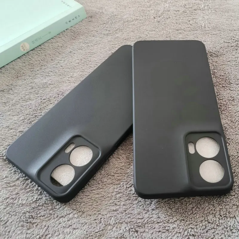 Роскошный противоударный ультратонкий матовый чехол для Motorola Moto G35 мягкая задняя