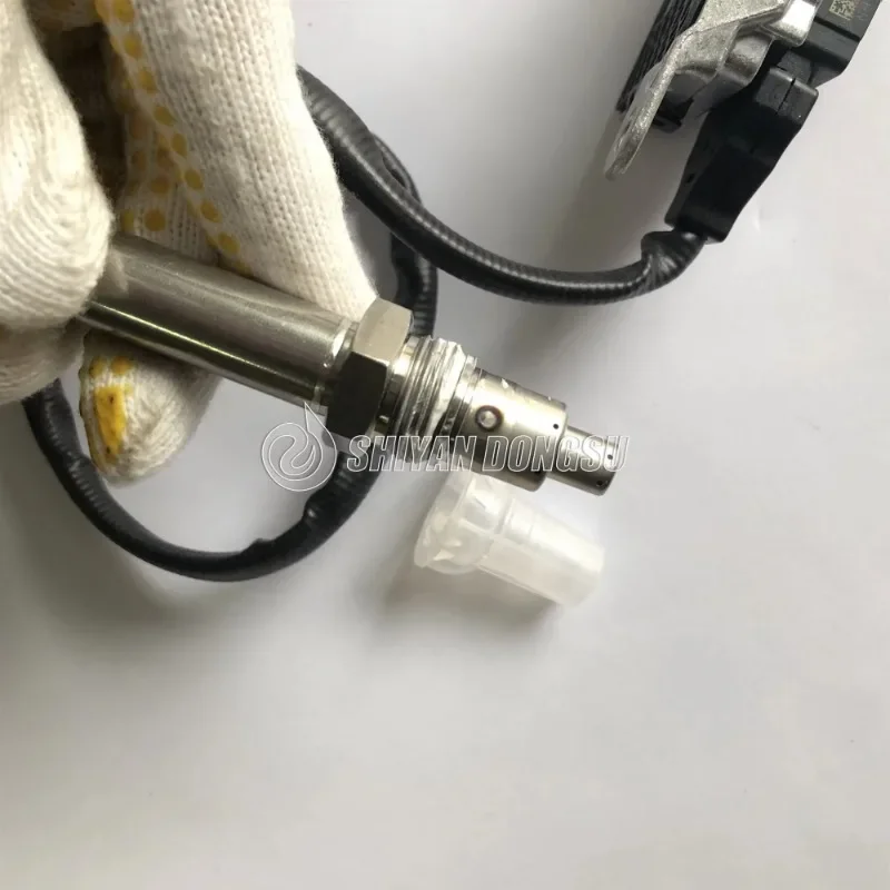 Датчик оксида азота 24 В NOX 4326863