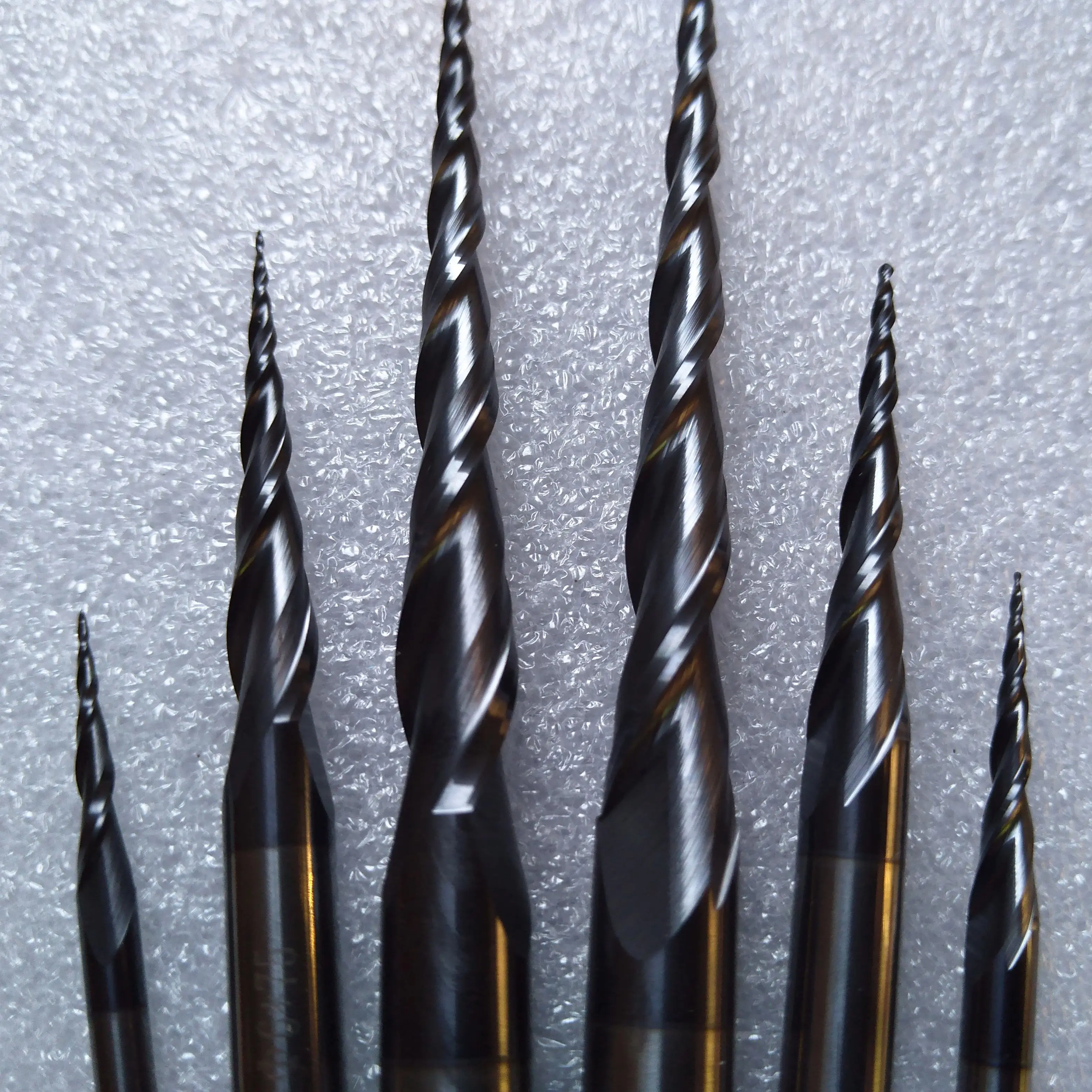 Конические концевые фрезы с шариковым носом ZYYG