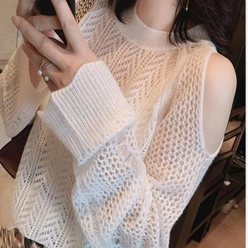 

2023 summer new fashion royal sister wind shoulder sweater women's style round neck hollowed out sweater loose