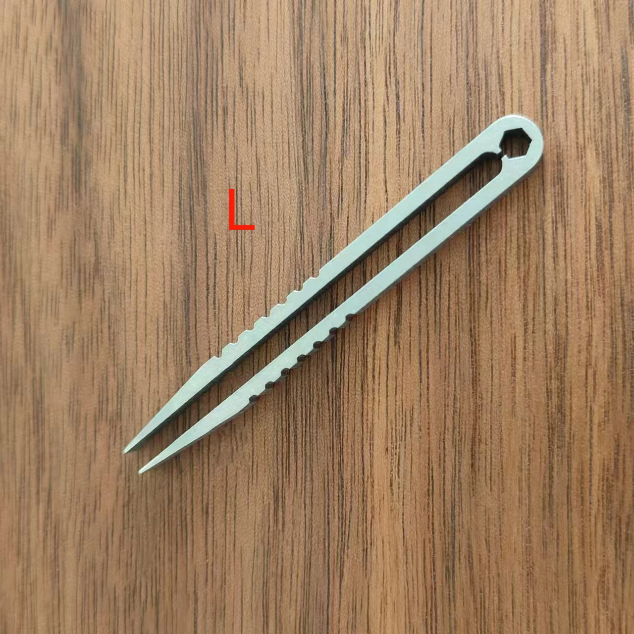 

Серебристые титановые пинцеты XMSJ TC4