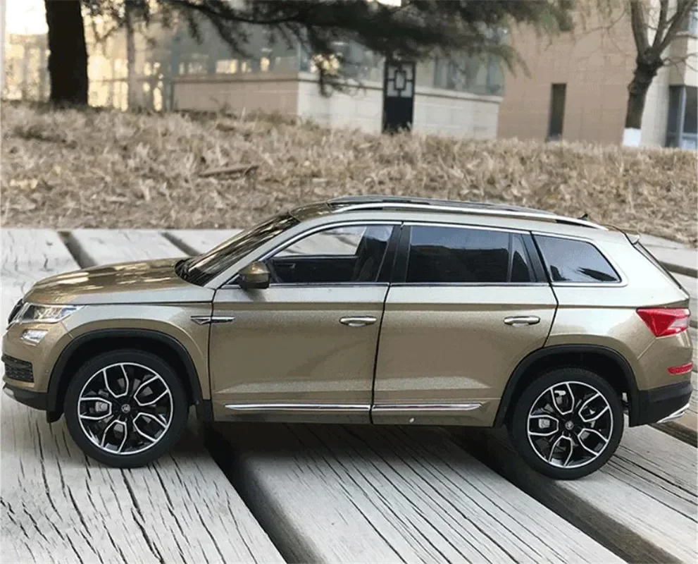 Новинка 1/18 г. для VW Skoda KODIAQ искусственная металлическая фотография коллекционные