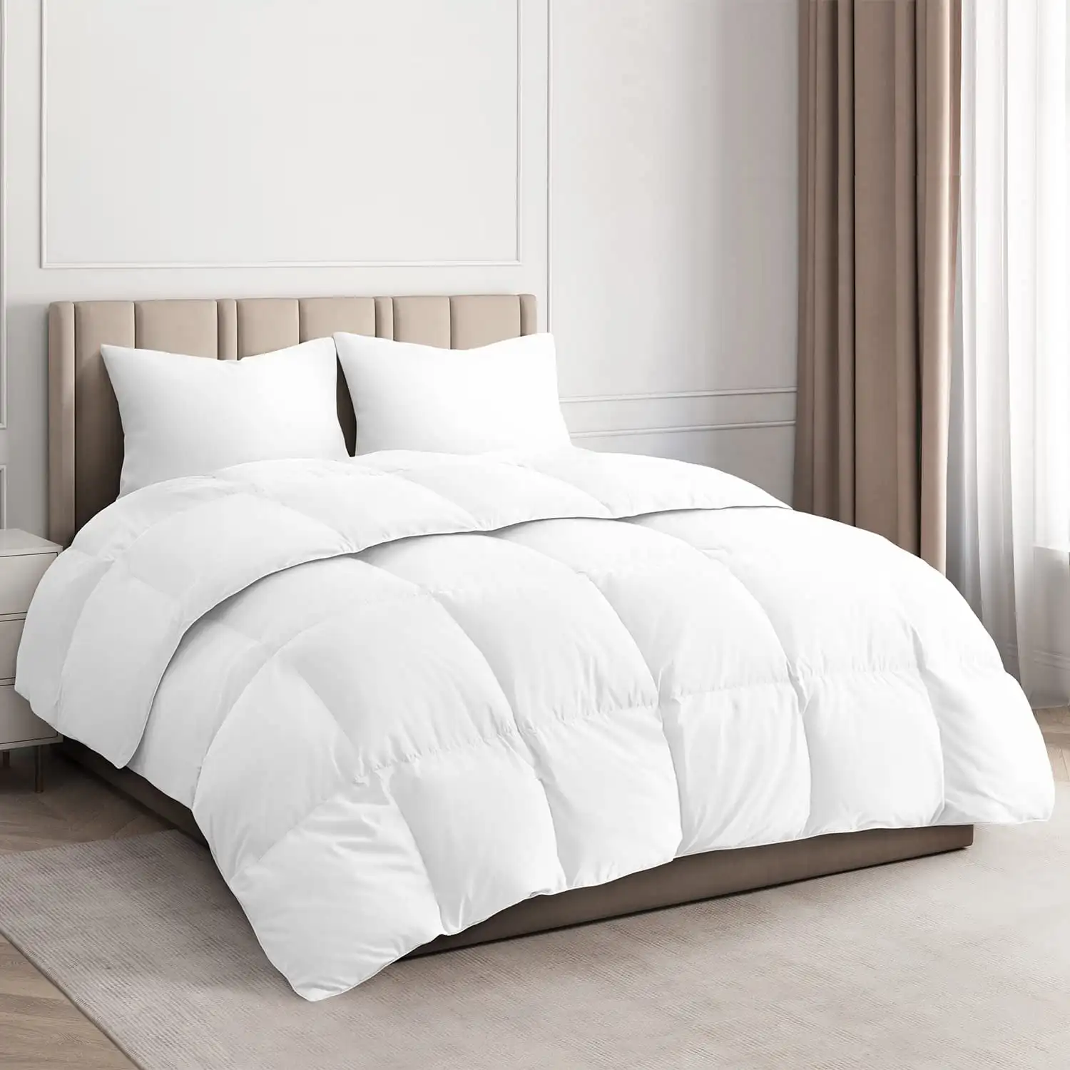 

Goose Down Alternative Comforter - King - White