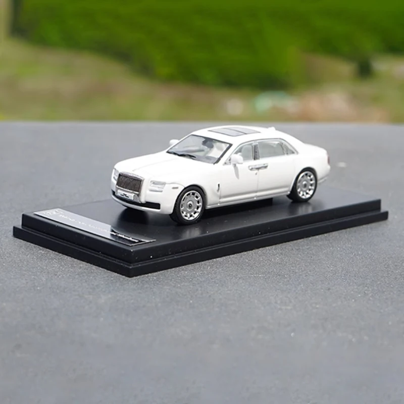 ciśnieniowo w skali 1:64 Phantom Limousine Alloy Model samochodu Gotowy produkt Symulacja Kolekcja zabawek Prezent Statyczny model ekspozycyjny