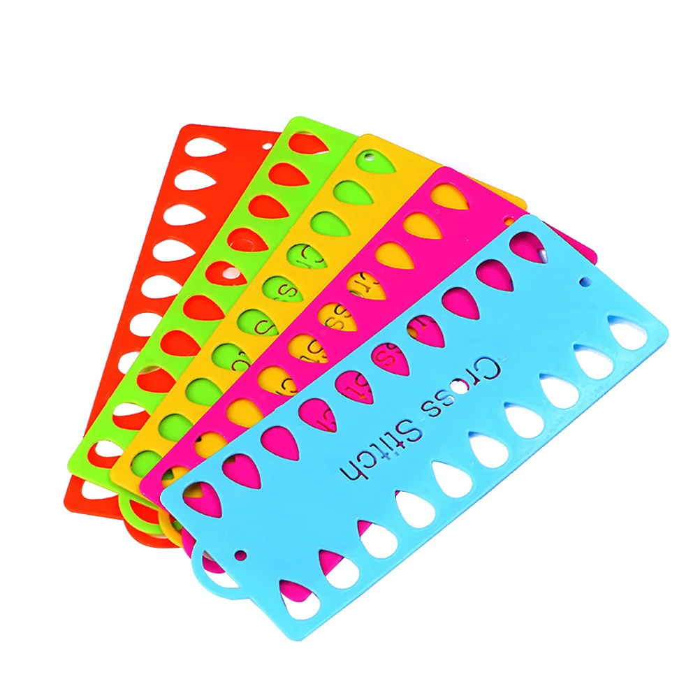 

5 PCS Embroidery Thread Finishing Tool Embroidery Thread Holder Cross Thread Holder Sewing String Winding Plastic Sewing Thread