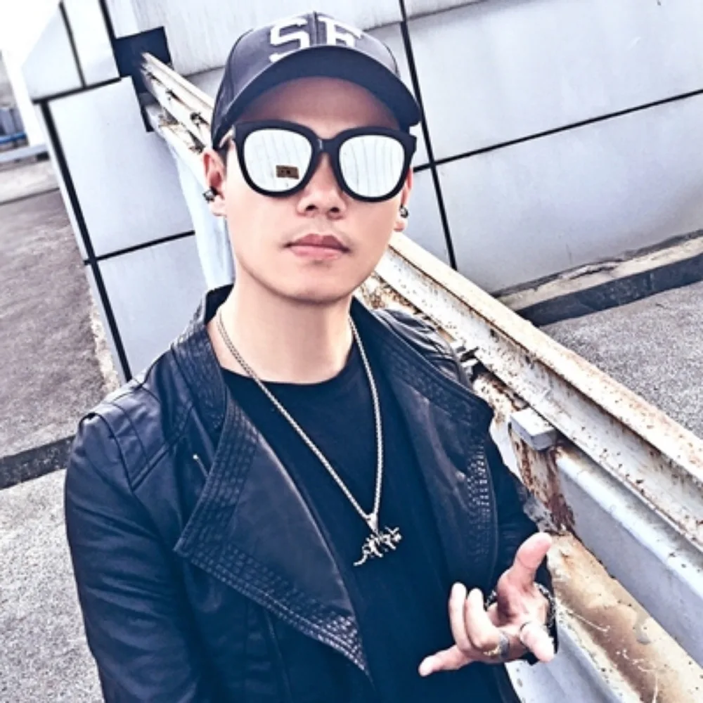 Ретро-ожерелье с простым дизайном и подвеской в виде черепа из цинкового сплава