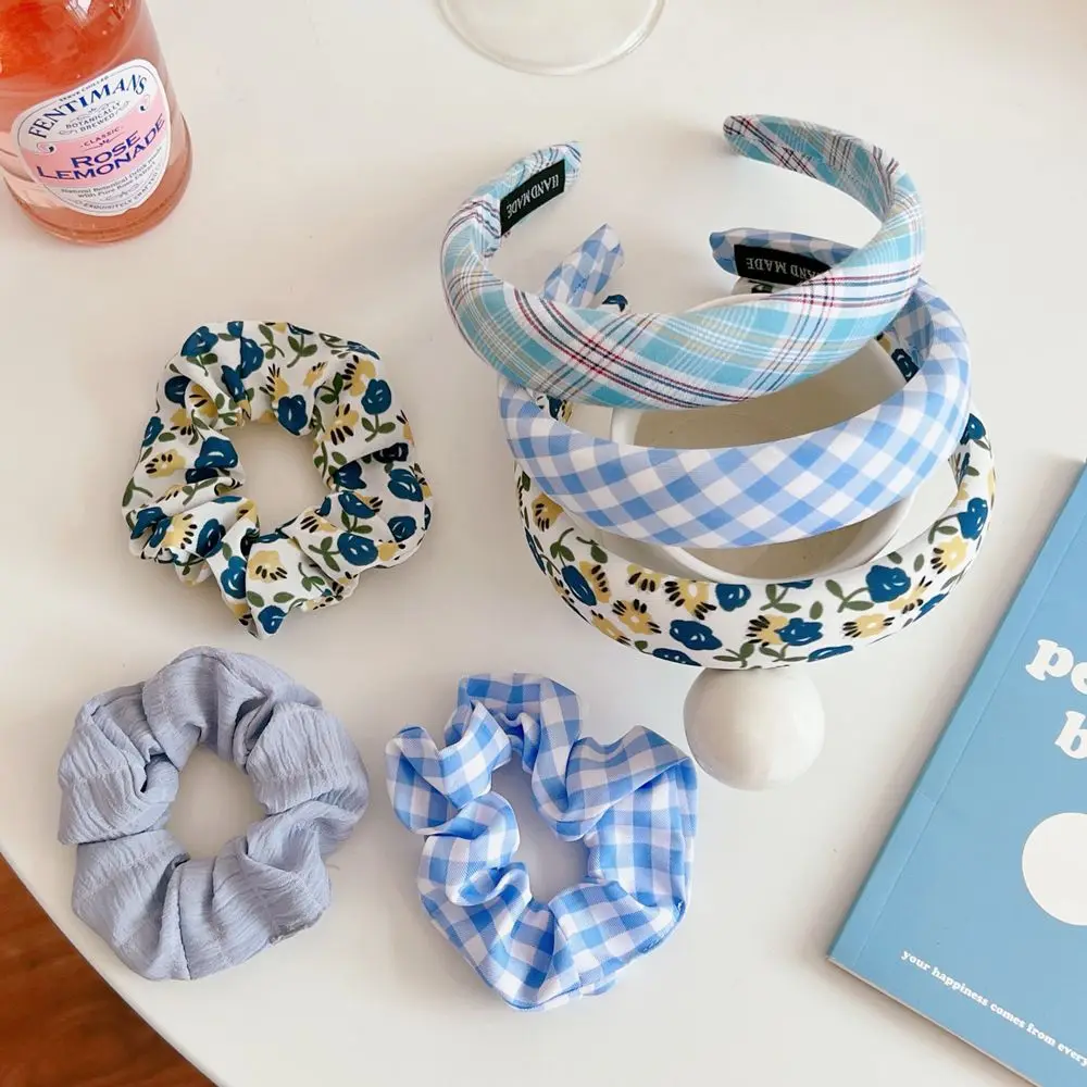 

Летний женский ободок в виде французской решетки с цветочным принтом