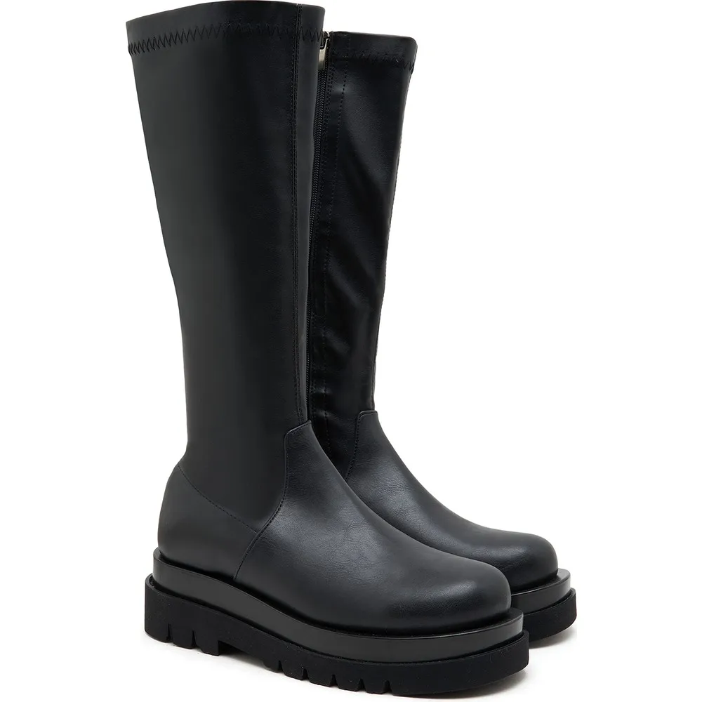 

Dorlie Iluvia Women Boots