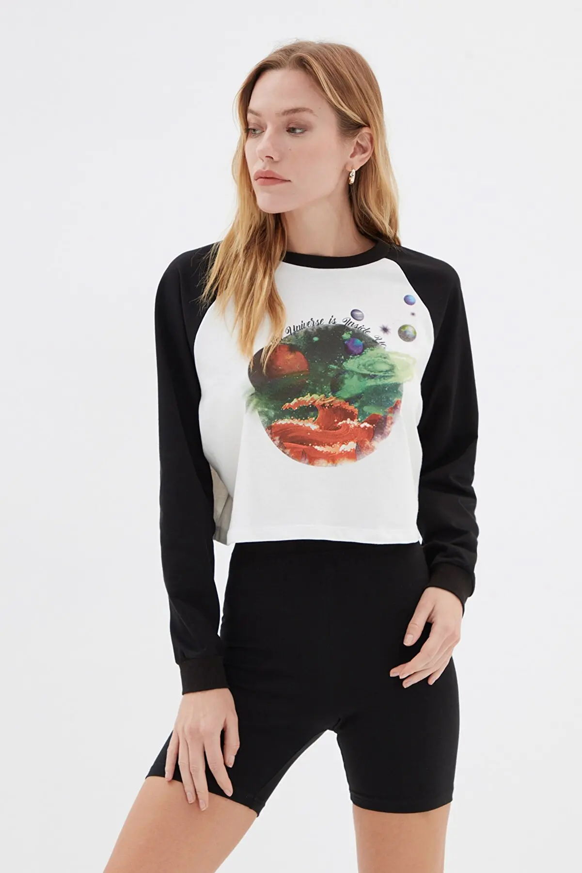 

White Fine Knitting Sweatshirt Female Clothing Women Clothes Sweatshirts Hoodies for Women 13403653333