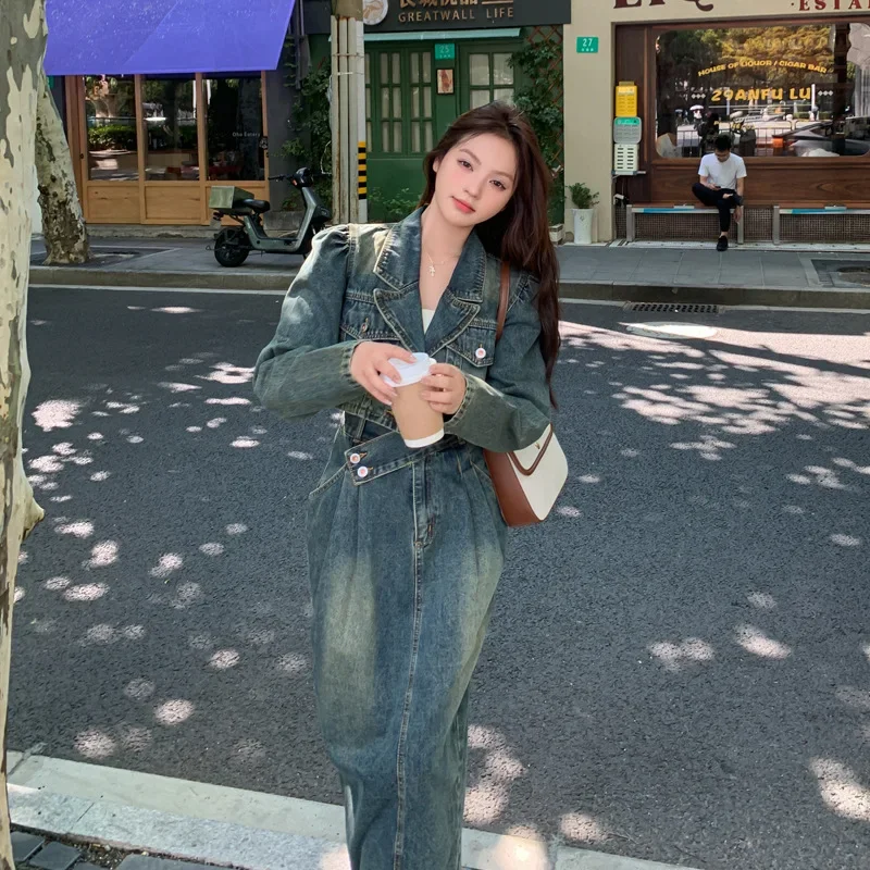 Модный повседневный комплект женской одежды осень 2024 новая винтажная джинсовая
