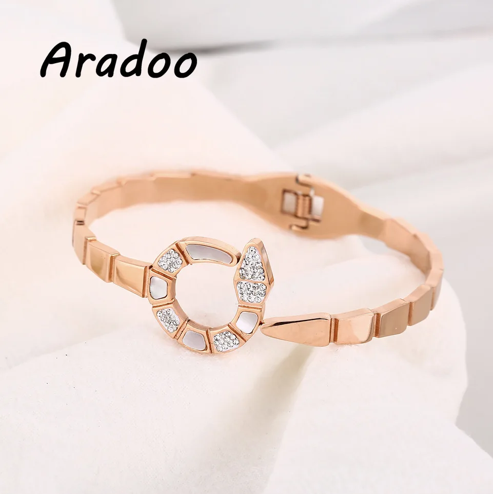 ARADOO Titanium Steel Light Luxury Plated 18K Rose Gold Snake Shell Bracelet