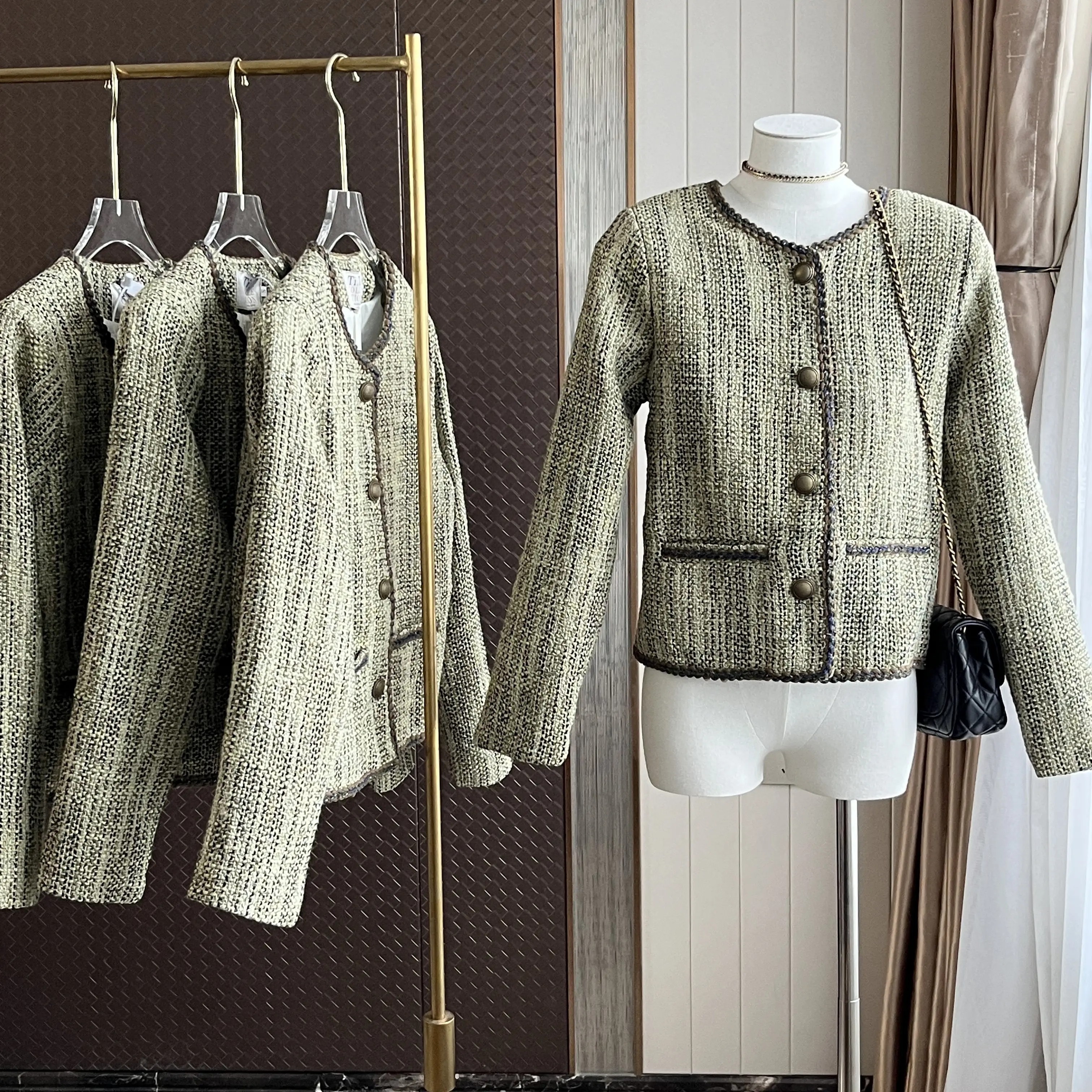 

Fashion Designer Autumn Winter Green Tweed Jacket Tops 2022 New Chic Women's O Neck Gold Button Woolen Plaid Female Outerwear