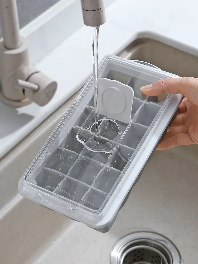 

ice Silicone tray ice box homemade complementary food to make ice hockey artifact quick freezer refrigerator ice cube mold