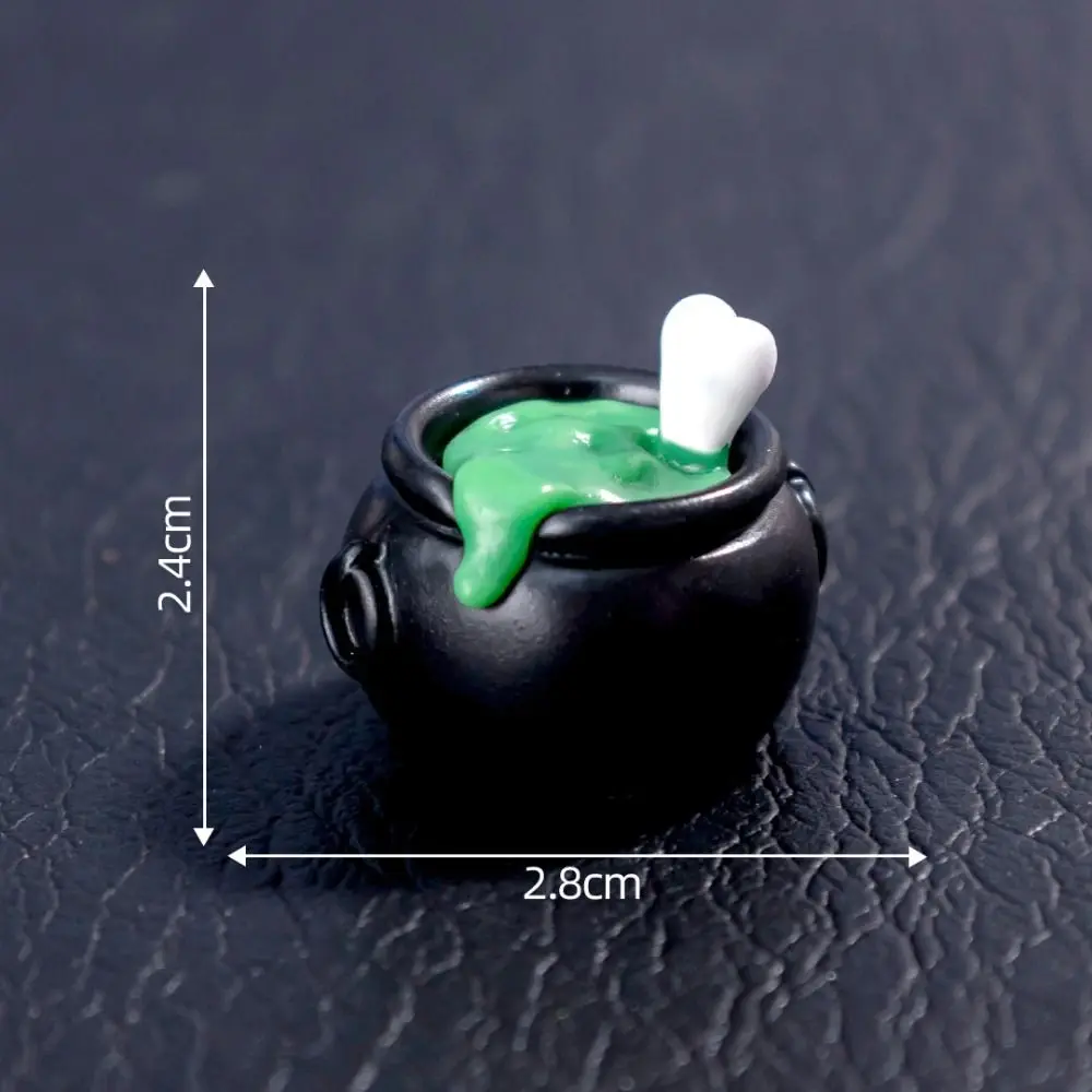 

Мини-кукла из смолы gootrades