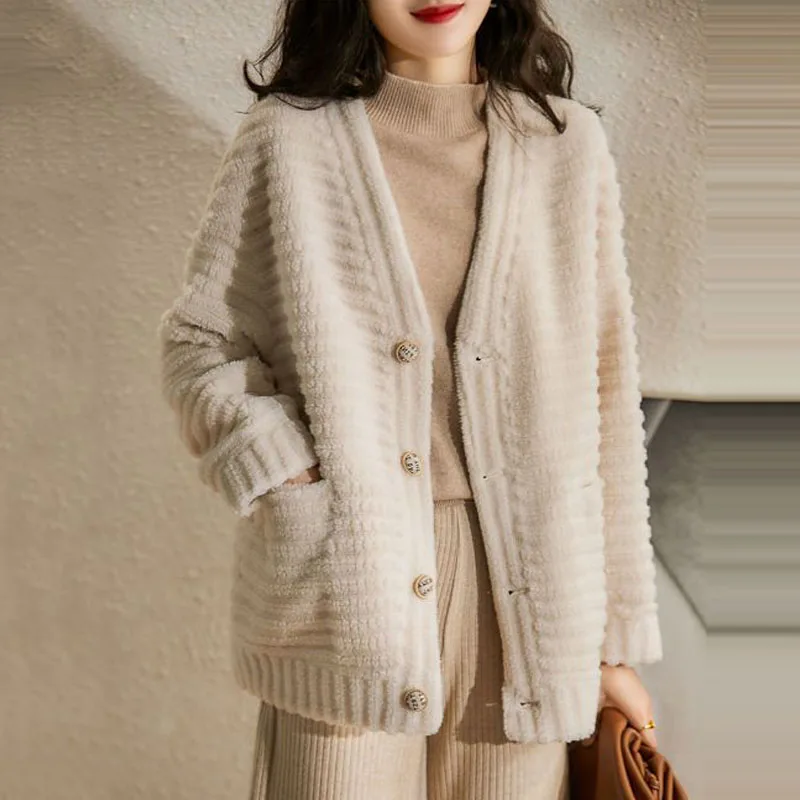 Parkas Women's Outdoors Short Coats 2022 Winter New Fashion Faux Fur Cashmere Stripe Splicing V-Neck Casual Warm Jackets Woman