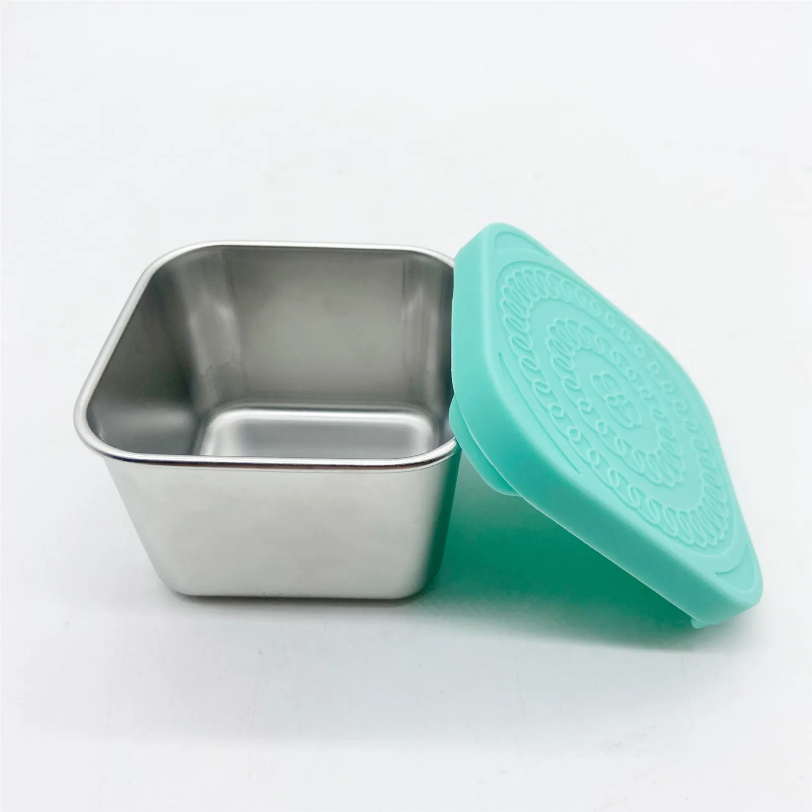 

Стальные чашки для соуса с крышками