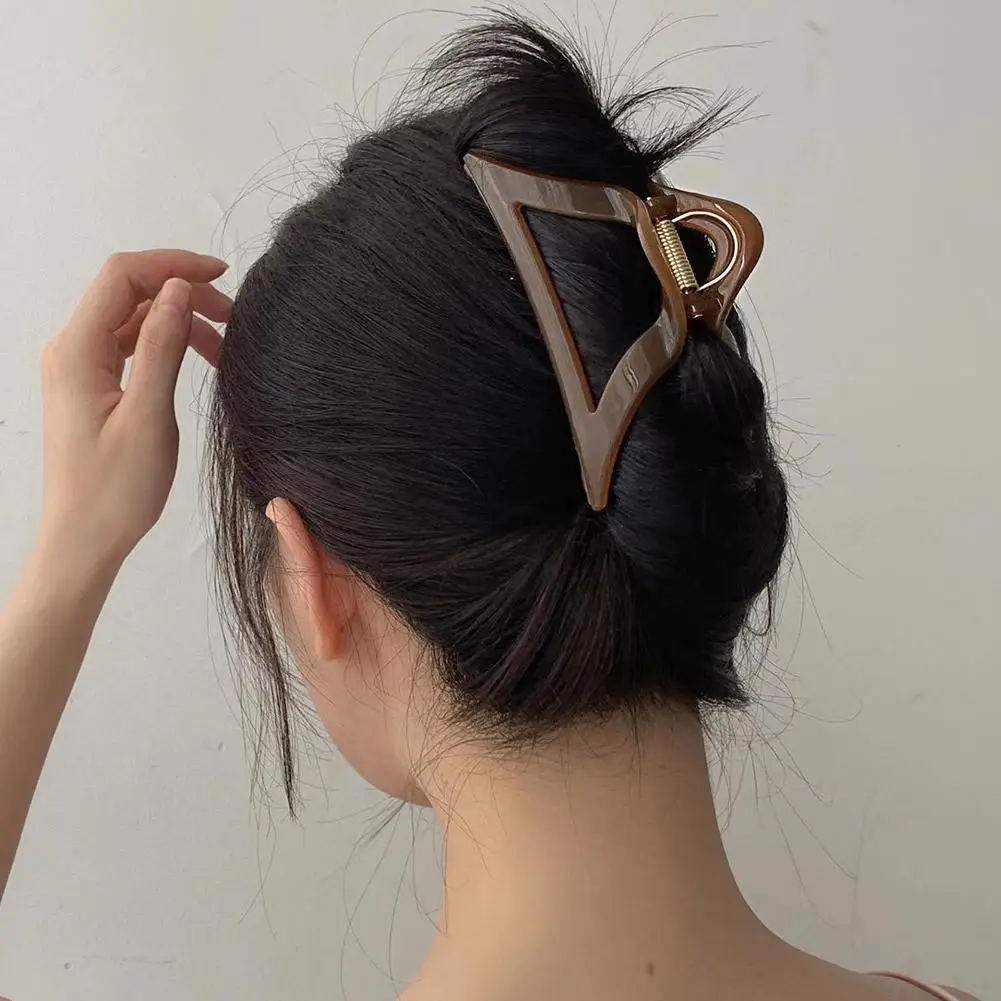 Женский ажурный зажим для волос нестандартный оливкового и янтарного цвета с