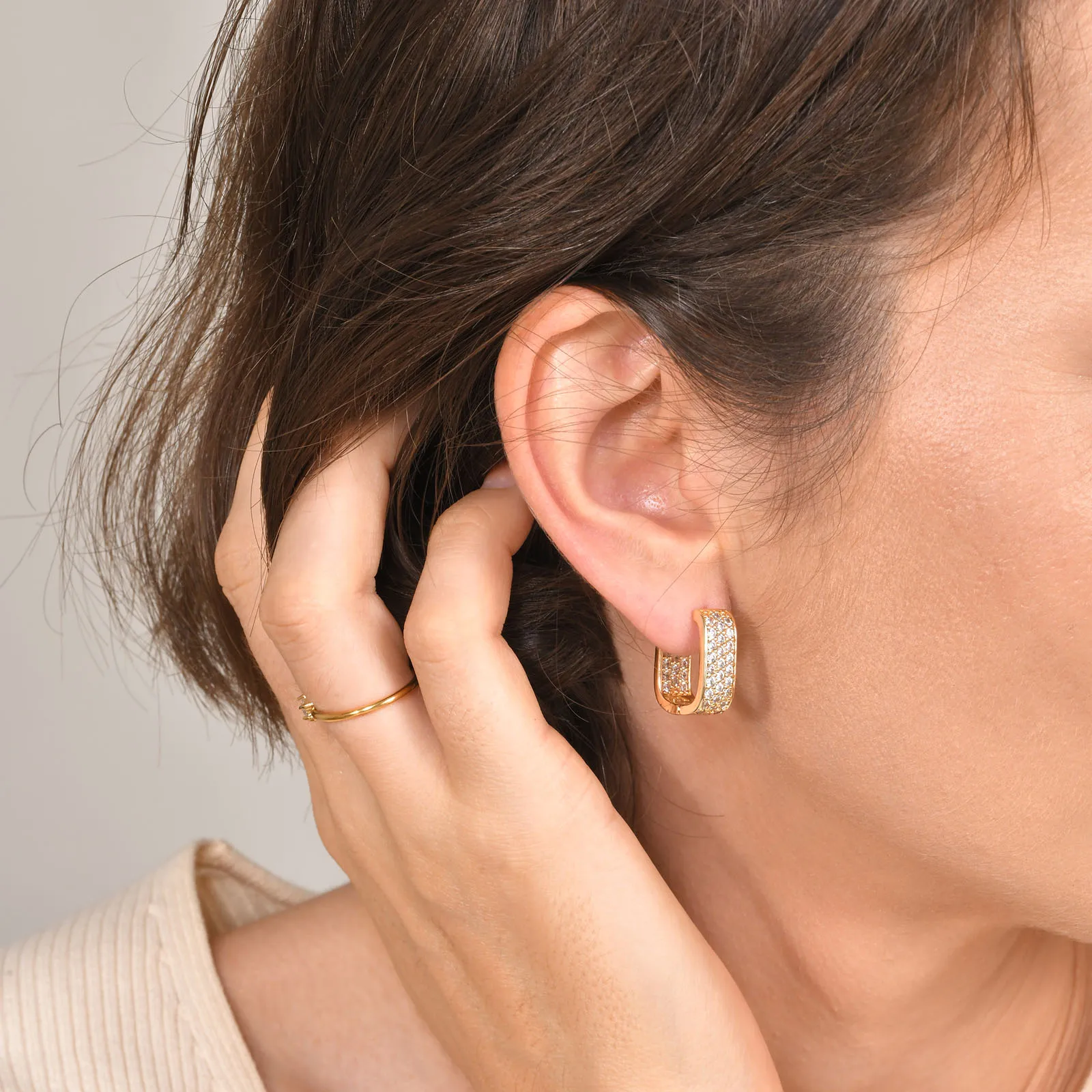 Блестящие квадратные кубические циркониевые серьги-кольца Huggie для женщин