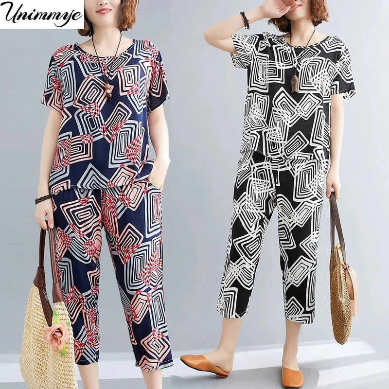 

Large Size Women 2 Piece Set Loose Print Short-sleeved T-shirt Tops + Pants Suits Middle-aged Mother Summer 4XL J293