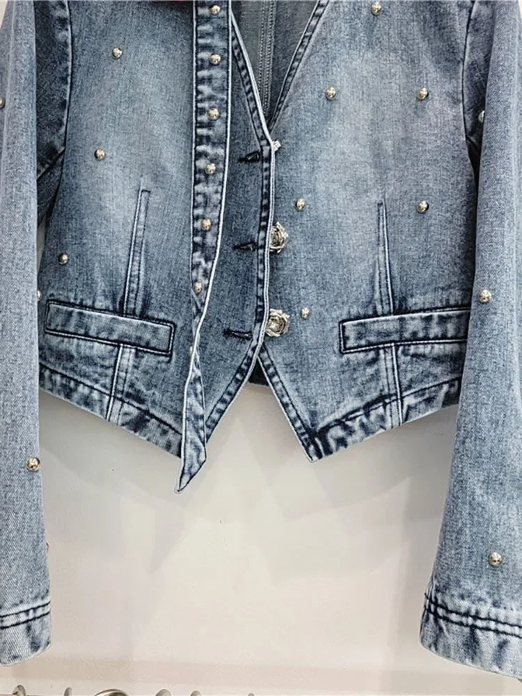 Женские джинсовые пальто с заклепками Элегантные короткие куртки V-образным
