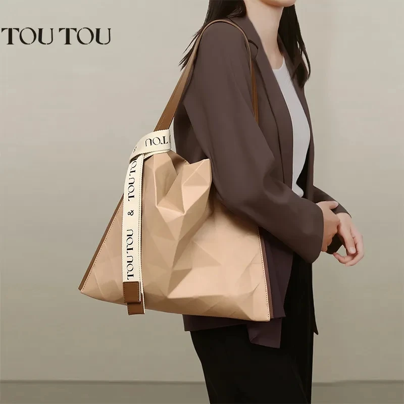 2022 New Design PU Tote Shopping Bag Large Capacity Women Girls Casual Travel Beach Bag Portable Tote Storage Organizer Handbag