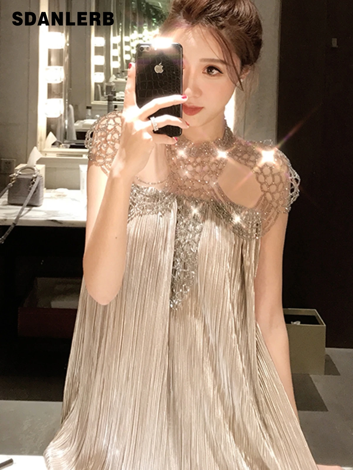

Heavy Industry Beaded Shawl Pleated Dress Holiday Banquet Party Evening Mid-length Dress Female 2022 New Elegant Sleeveles Dress