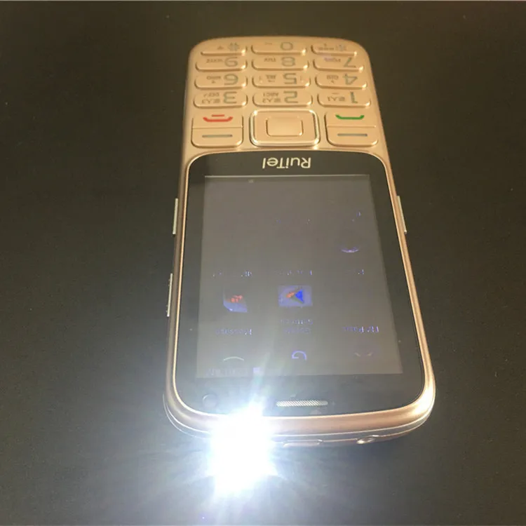2,8 дюймовый сенсорный кнопочный мобильный телефон 512MB + 4GB MTK6735M четырехъядерный Android 5,1 0.3MP + 2.0MP 2000mah WIFI GPS FM мобильный телефон от AliExpress WW
