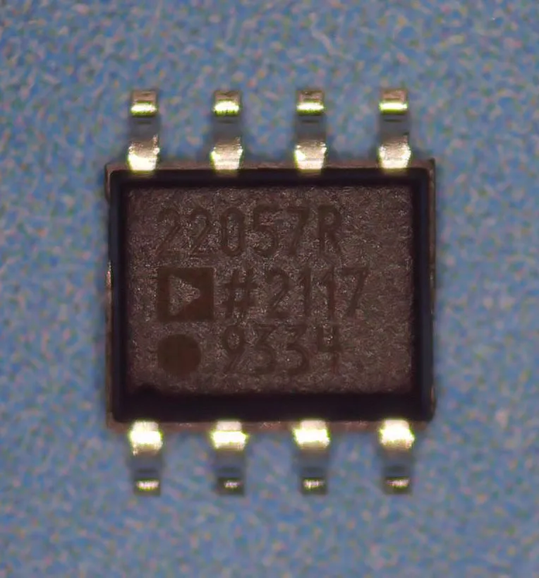 AD22057RZ