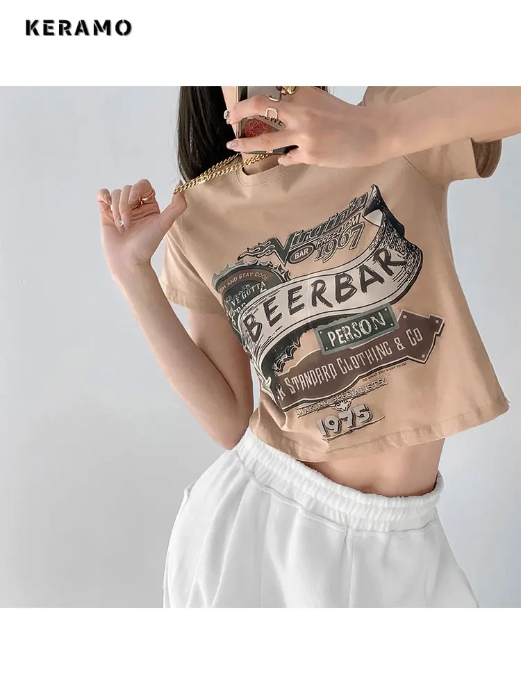 

Футболка женская с коротким рукавом, круглым вырезом и надписью