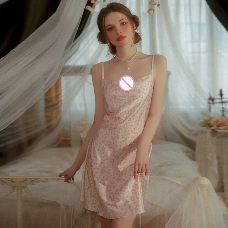 

New Style Ice Silk Leopard Print High-end Swing Collar Suspender Nightdress Lingerie Sexy Women Fetish Clothes Night Call E3320