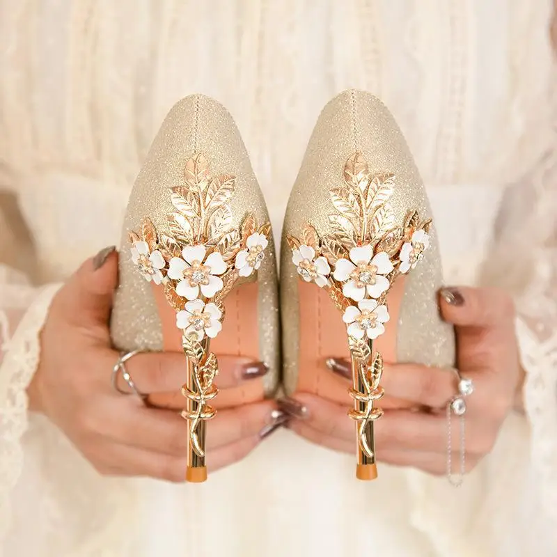 

Fashion Pumps for Women Shoes Pointed High Heel Stiletto Shoes Sexy Metal Flower Wedding Shoes 2023 Spring New Zapatos De Mujer