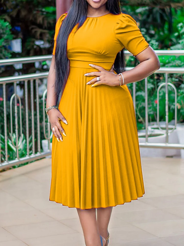 Summer new style short sleeve pleated solid color plus size dress for women
