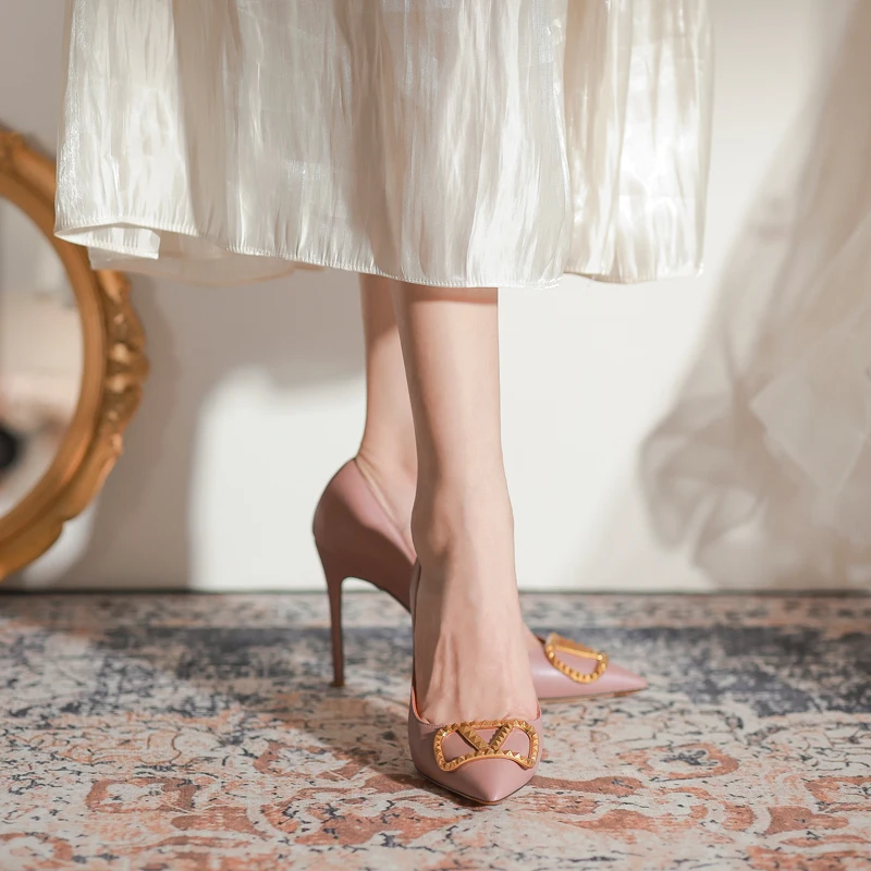 2023 Luxury Brand High Quality Women's High Heels Fashion Classic Pointy Pumps Wedding Shoes Leather Pointed 10CM Wedding Shoes