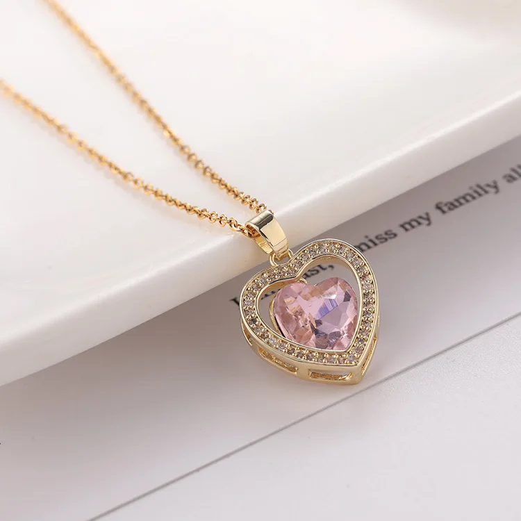 

Women's Stainless Steel Necklace Whistle Luxury 18K Gold Jewelry Crystal Heart Pendant Necklace Clavicle Chain Women's Necklaces