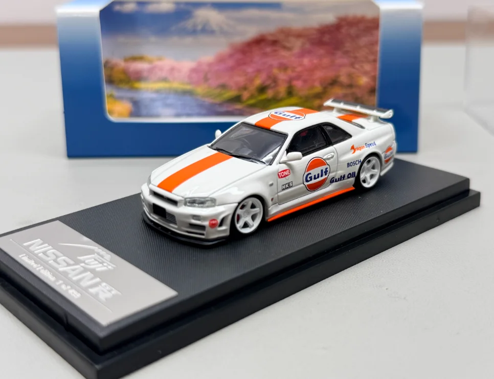 Фото Металлическая модель автомобиля Diecast Fuji 1:64 Scale GT-R R34 Z-Tune Skyline №3