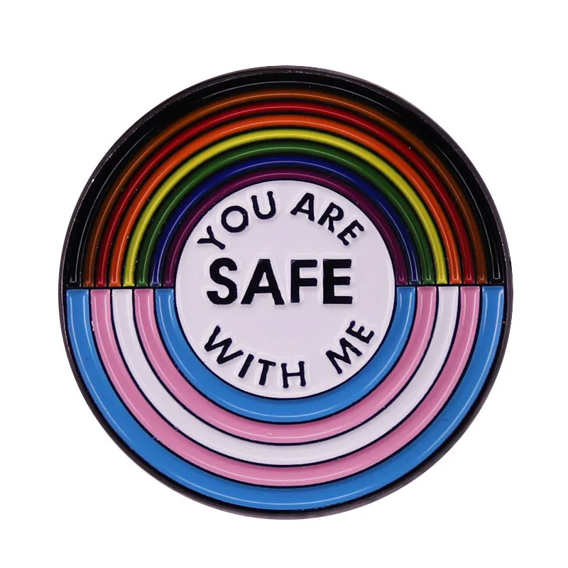 Эмалированная брошь с надписью You Are Safe With Me |