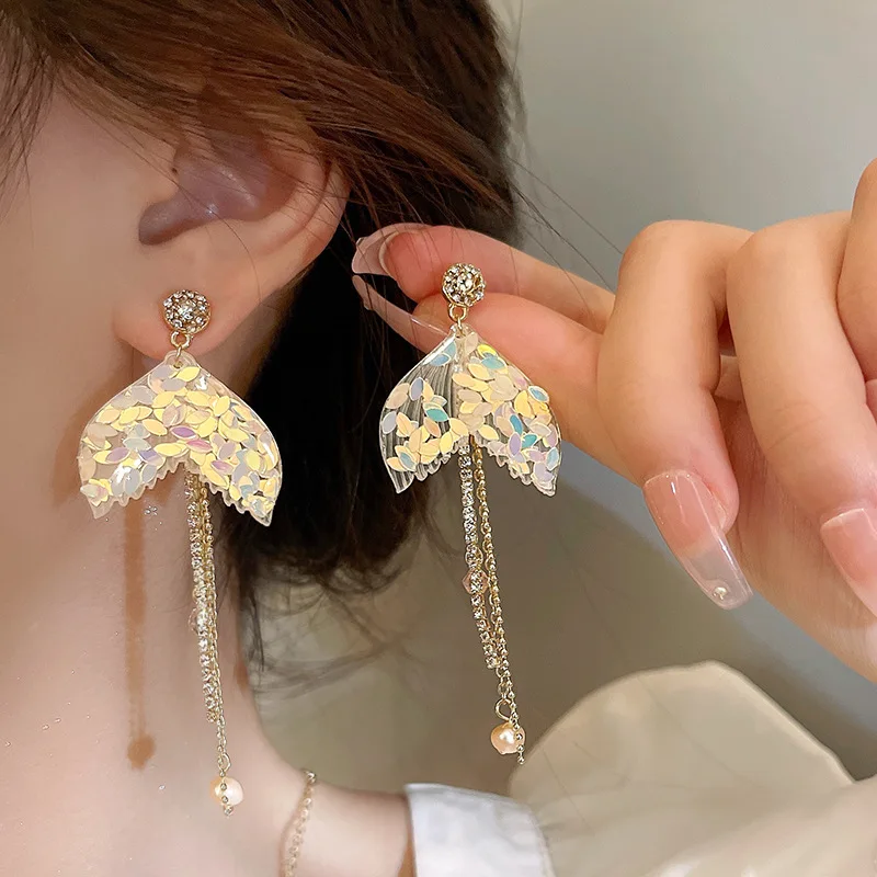

Silver Needle, Freshwater Pearl, Diamond, Fish Tail, Tassel Earrings, Ins, Fengxian Gas Net, Red Versatile New Earring