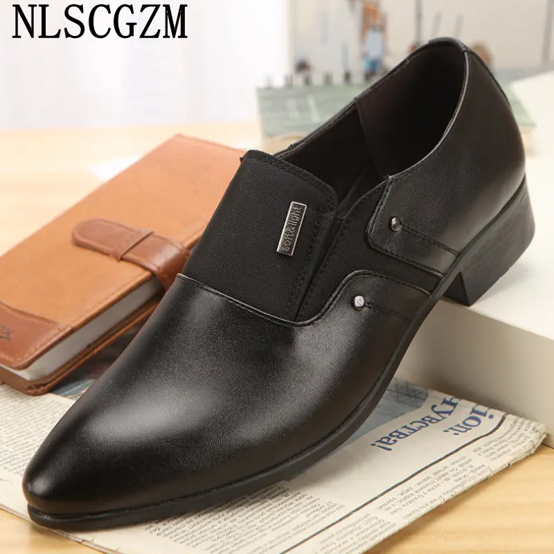 

Italiano Formal Shoes for Men Business Suit Office 2023 Leather Casual Oxford Shoes Slip on Shoes Men Loafers for Men Chaussures