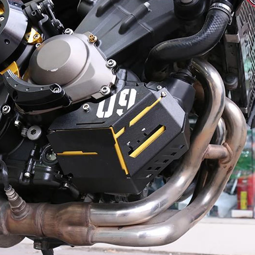 Резервуар для водяного охлаждения радиатора боковая защитная крышка Yamaha FJ09 FZ09 MT09