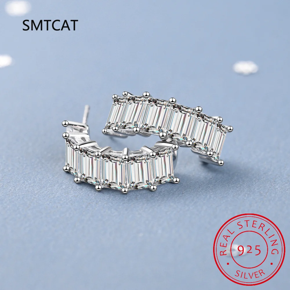 Серьги-гвоздики из серебра 100% пробы с изумрудом 4 карата