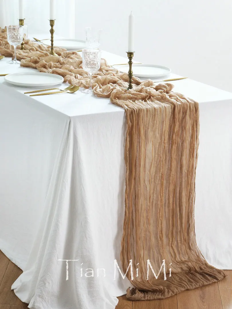 Полупрозрачная марлевая настольная дорожка коричневая для десертов обеденная