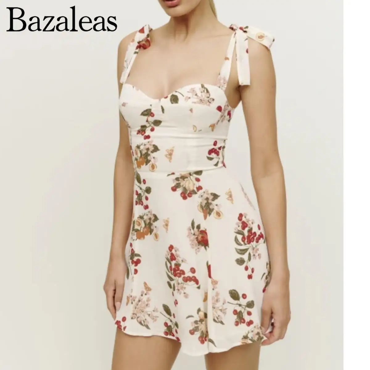 Женское эластичное платье-мини на бретелях с цветочным принтом - купить по
